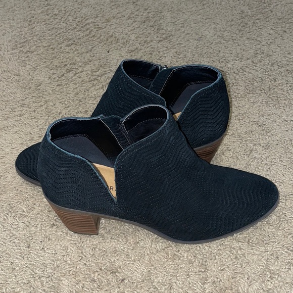 Lucky Brand Shoes - 9.5 lucky brand black boots